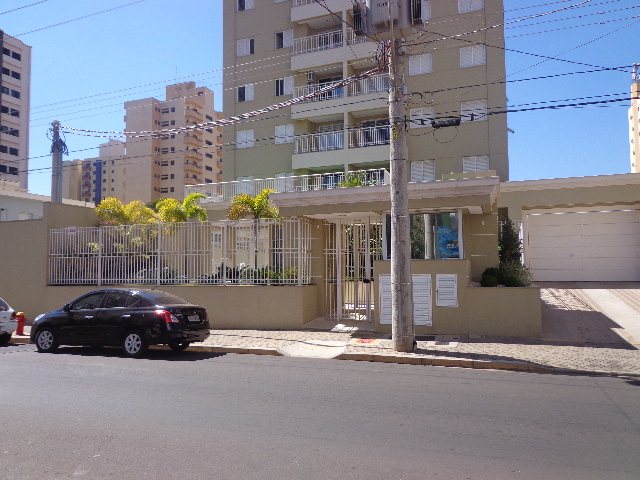 Apartamento / Padr&atilde;o em S&atilde;o Carlos 