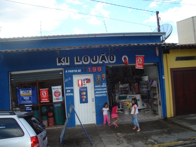 Casa / Padrão em São Carlos , Comprar por R$320.000,00