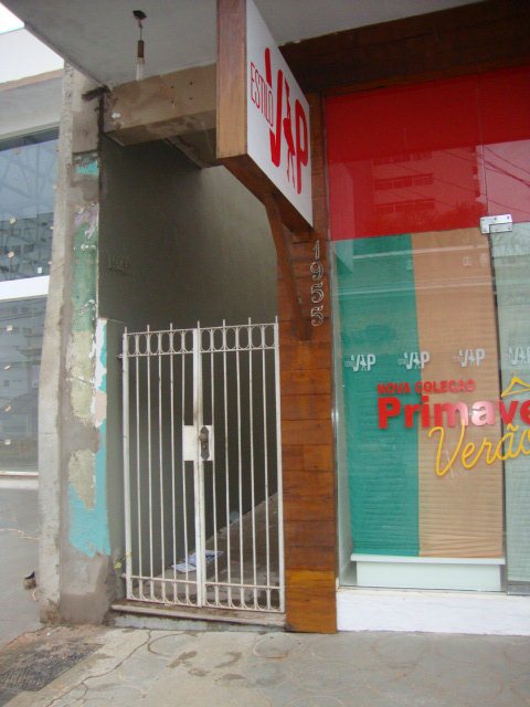 Comercial / Galp&atilde;o em S&atilde;o Carlos Alugar por R$3.200,00