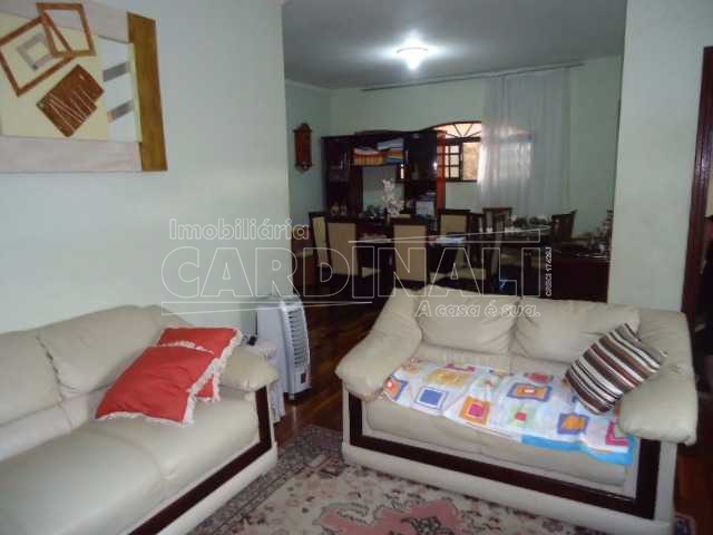 Casa / Padrão em São Carlos , Comprar por R$958.000,00