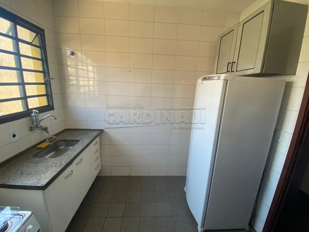 Alugar Apartamento / Padr&atilde;o em S&atilde;o Carlos R$ 1.056,00 - Foto 17