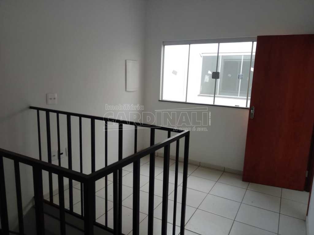 Comercial / Sal&atilde;o em Araraquara Alugar por R$5.800,00