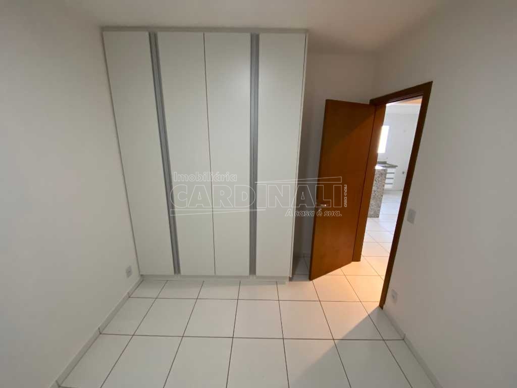 Apartamento / Padr&atilde;o em S&atilde;o Carlos 