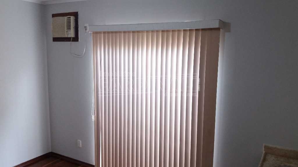 Comercial / Sala em S&atilde;o Carlos 