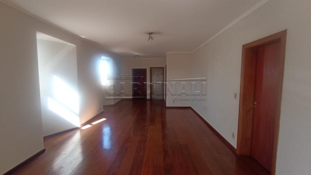Apartamento / Padr&atilde;o em S&atilde;o Carlos 