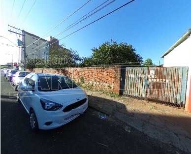 Terreno / Padrão em São Carlos , Comprar por R$800.000,00