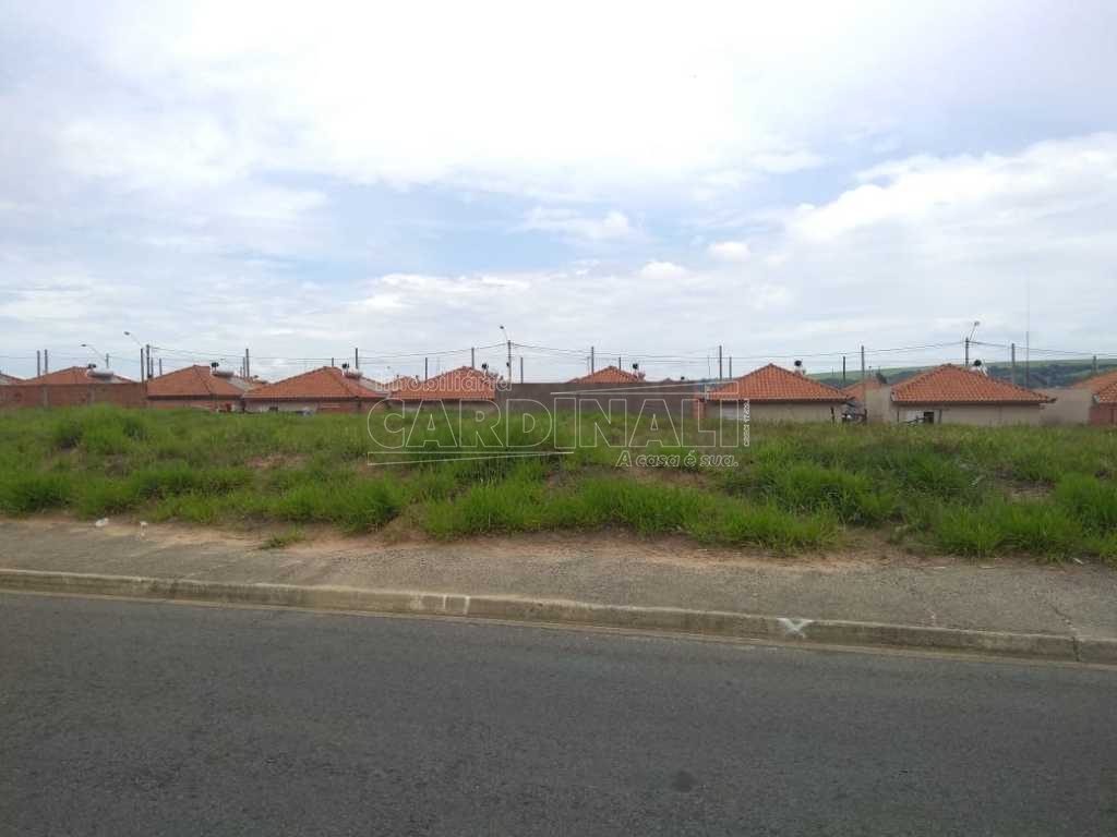 Terreno / Padr&atilde;o em S&atilde;o Carlos , Comprar por R$70.000,00