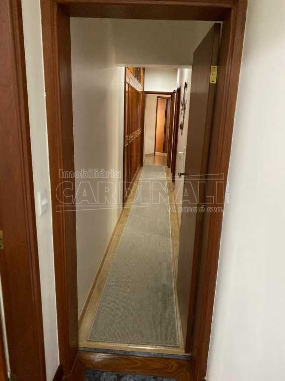 Apartamento / Padrão em São Carlos 