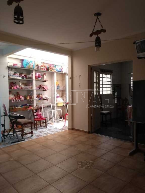 Casa / Padrão em Araraquara , Comprar por R$480.000,00