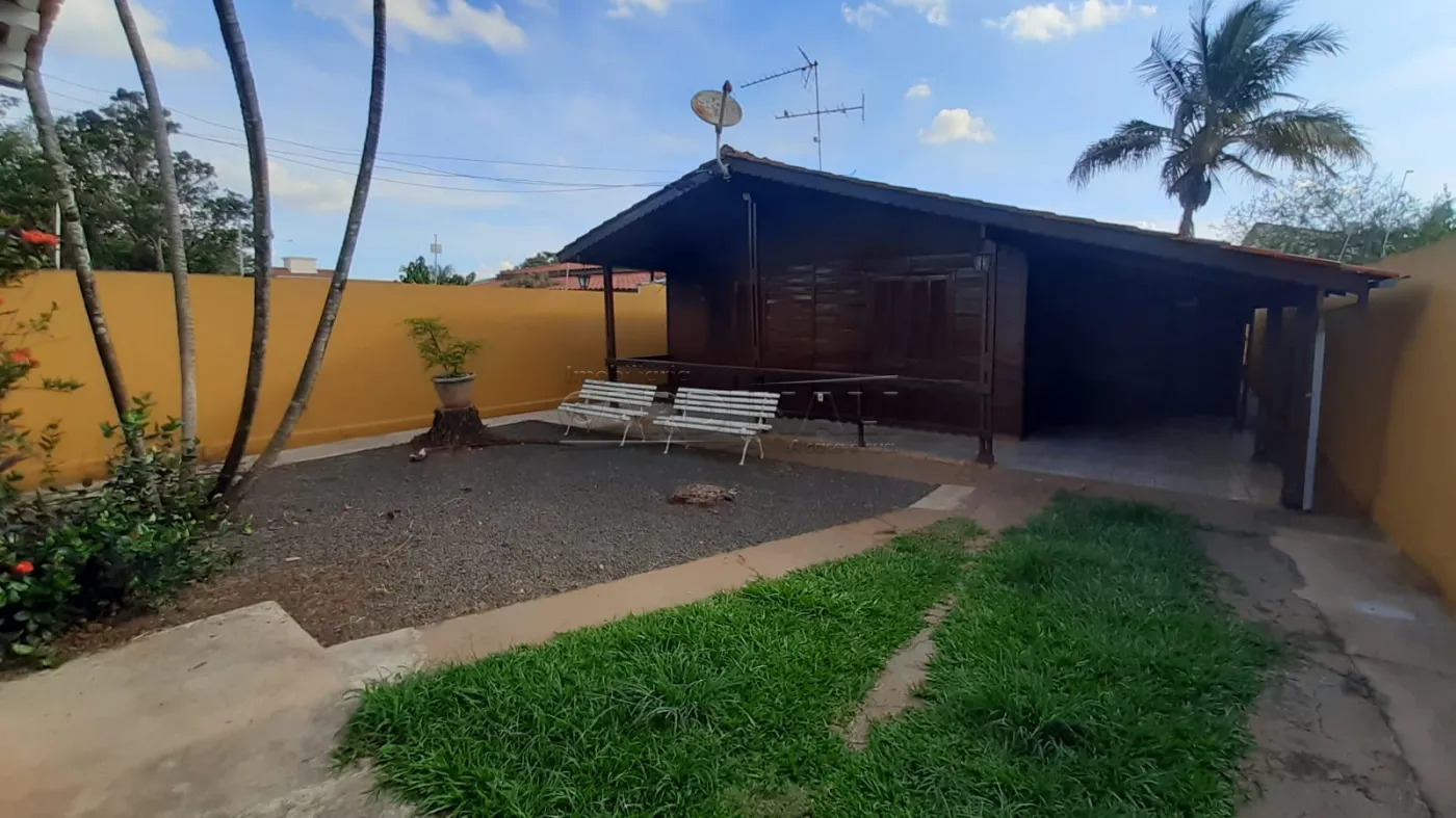Alugar Casa / Padr&atilde;o em S&atilde;o Carlos R$ 2.667,00 - Foto 4