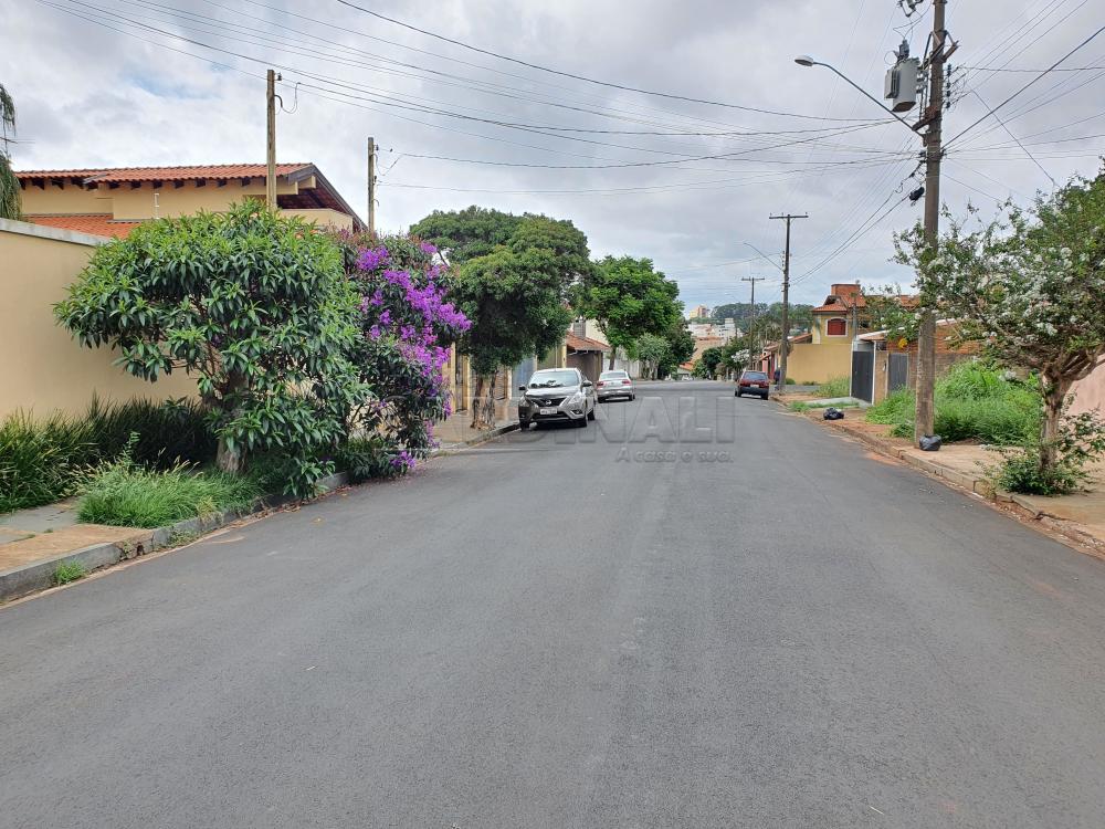 Alugar Casa / Padr&atilde;o em S&atilde;o Carlos R$ 2.667,00 - Foto 2