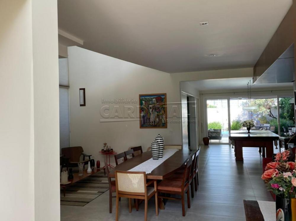 Casa / Condom&iacute;nio em S&atilde;o Carlos 