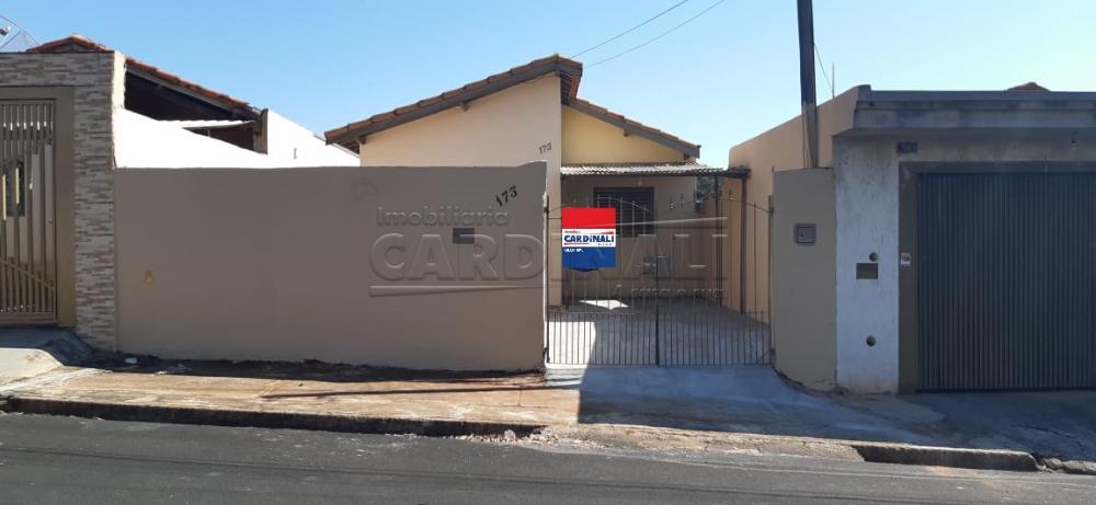 Casa / Padr&atilde;o em S&atilde;o Carlos Alugar por R$1.223,00