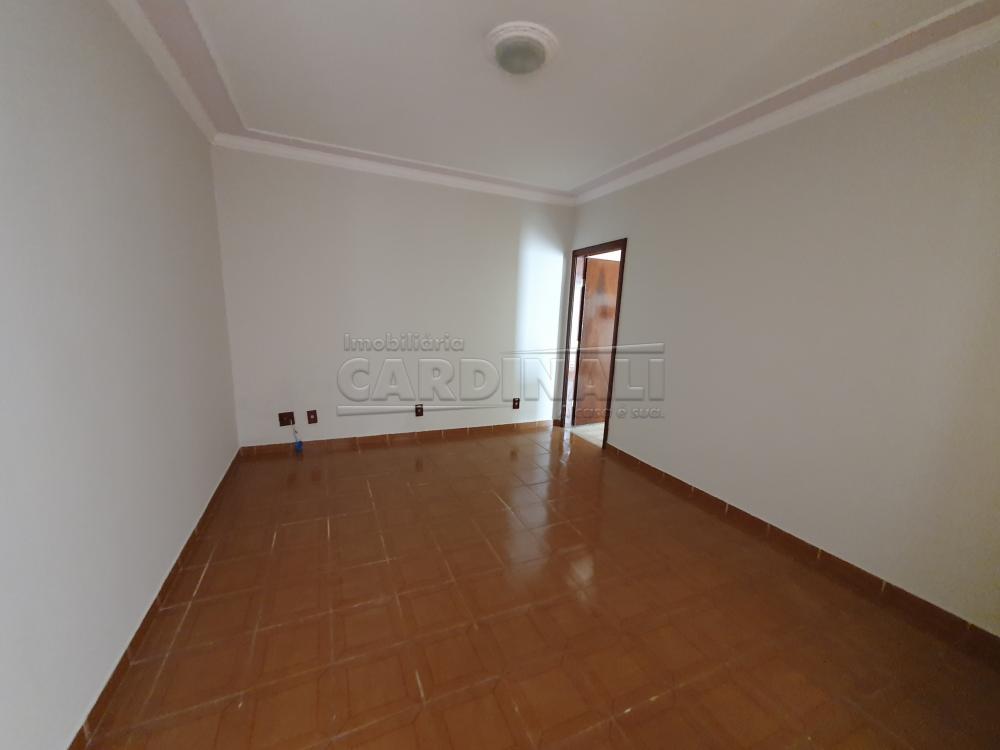 Comprar Casa / Padr&atilde;o em S&atilde;o Carlos R$ 420.000,00 - Foto 4