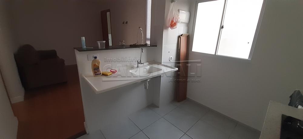Alugar Apartamento / Padr&atilde;o em S&atilde;o Carlos R$ 889,00 - Foto 5
