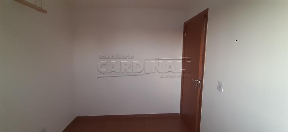 Alugar Apartamento / Padr&atilde;o em S&atilde;o Carlos R$ 889,00 - Foto 7