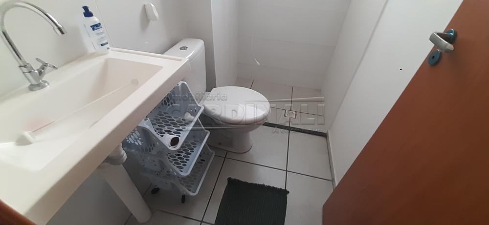 Alugar Apartamento / Padr&atilde;o em S&atilde;o Carlos R$ 889,00 - Foto 8