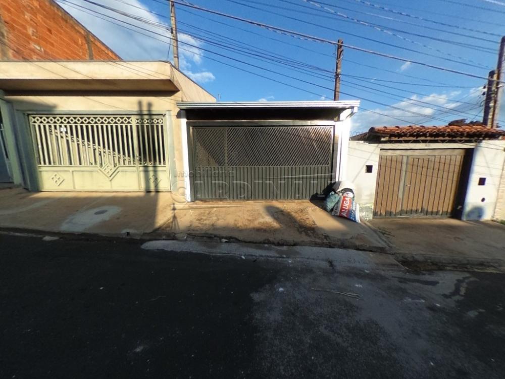 Alugar Casa / Padr&atilde;o em S&atilde;o Carlos R$ 1.389,90 - Foto 1