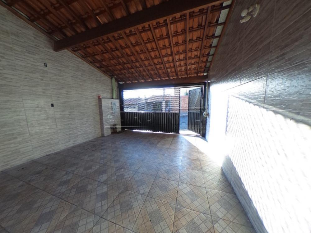 Alugar Casa / Padr&atilde;o em S&atilde;o Carlos R$ 1.389,90 - Foto 18