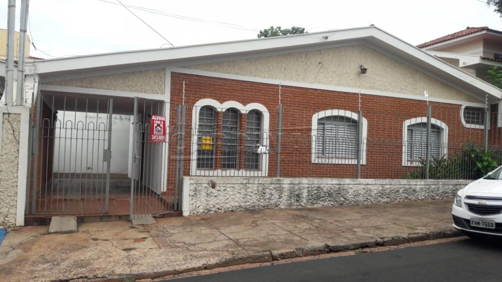 Casa / Padr&atilde;o em S&atilde;o Carlos Alugar por R$2.223,00
