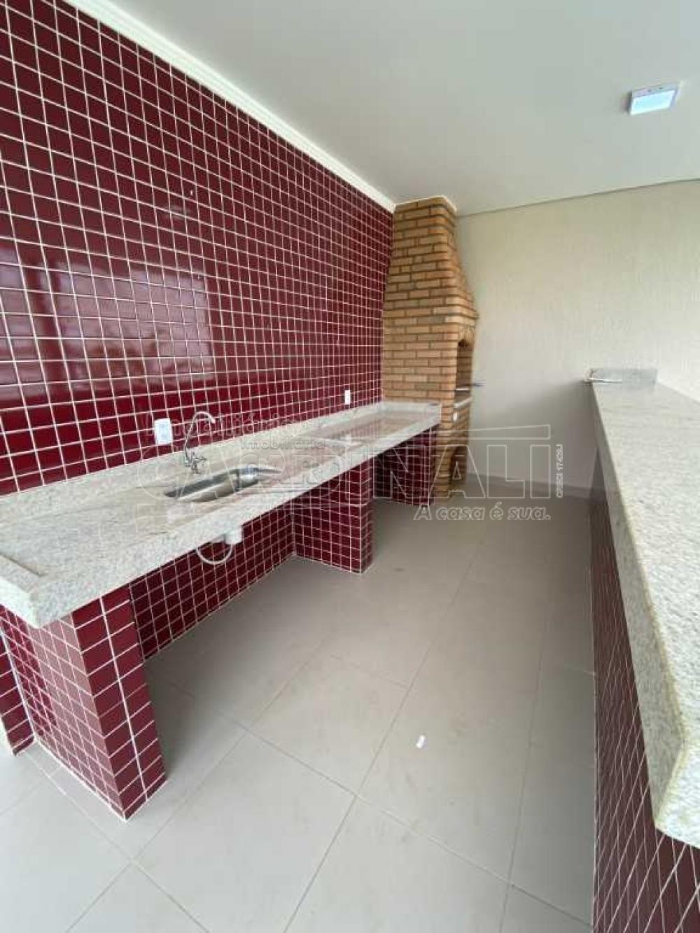 Alugar Apartamento / Padr&atilde;o em S&atilde;o Carlos R$ 1.113,00 - Foto 36