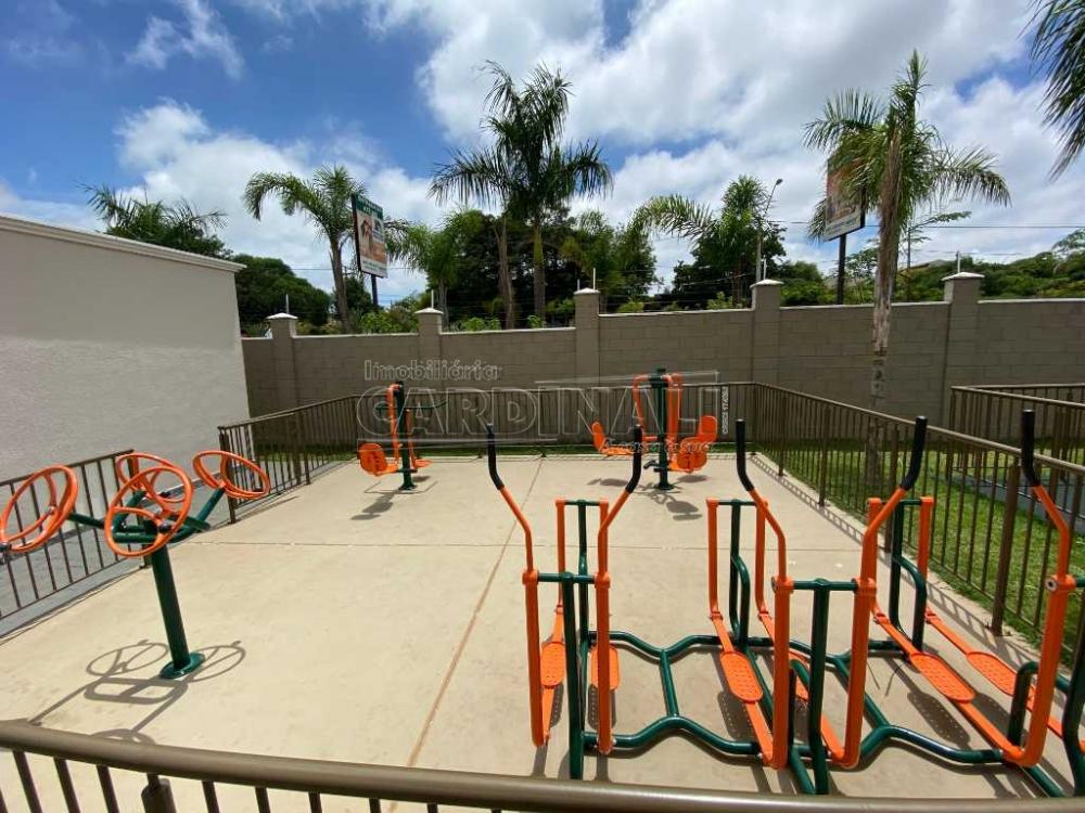 Alugar Apartamento / Padr&atilde;o em S&atilde;o Carlos R$ 1.113,00 - Foto 28