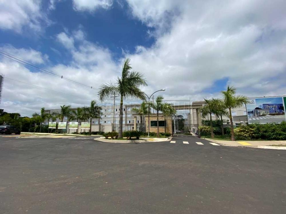 Alugar Apartamento / Padr&atilde;o em S&atilde;o Carlos R$ 1.113,00 - Foto 2