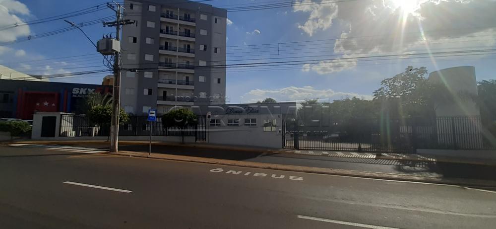 Apartamento / Padrão em São Carlos 