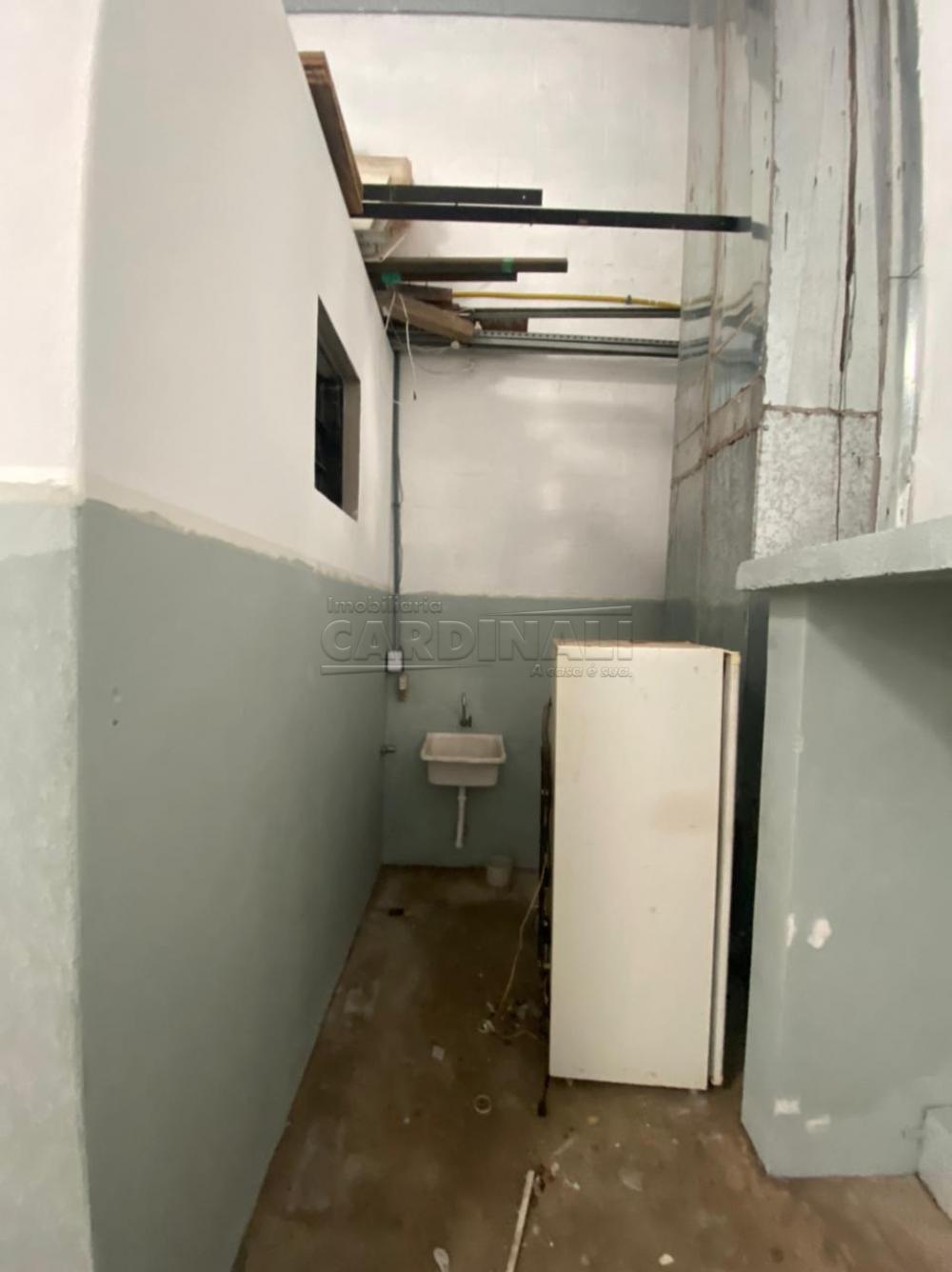 Alugar Comercial / Barrac&atilde;o em S&atilde;o Carlos R$ 3.000,00 - Foto 4