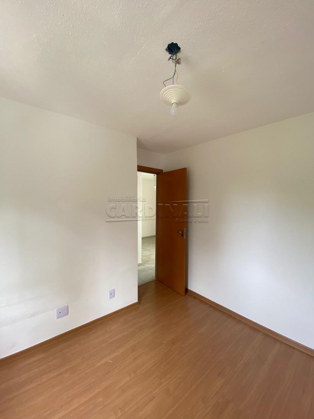 Alugar Apartamento / Padr&atilde;o em S&atilde;o Carlos R$ 1.667,00 - Foto 6