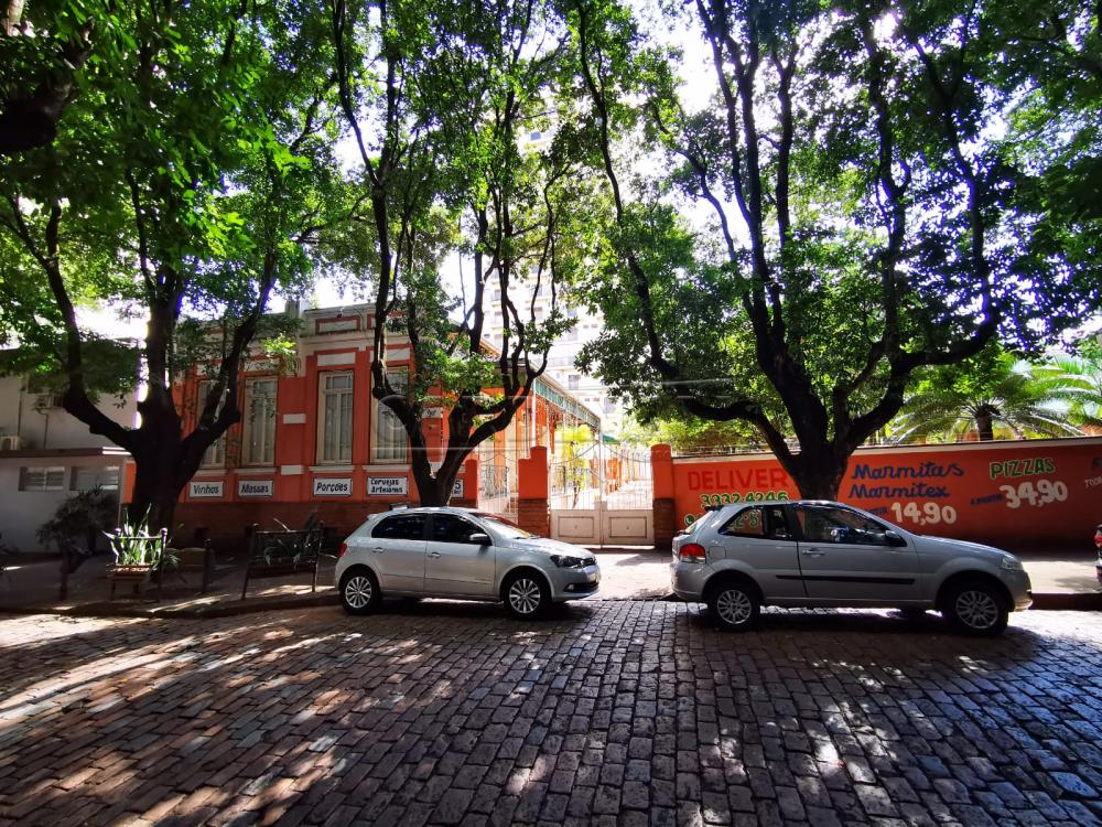 Comercial / Prédio em Araraquara Alugar por R$8.000,00