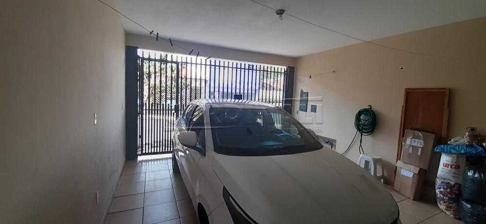Alugar Casa / Padr&atilde;o em S&atilde;o Carlos R$ 889,00 - Foto 2