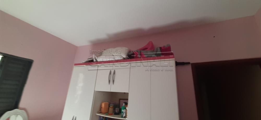 Alugar Casa / Padr&atilde;o em S&atilde;o Carlos R$ 889,00 - Foto 19