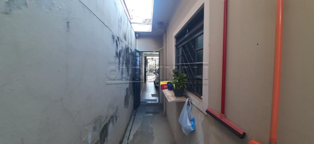 Alugar Casa / Padr&atilde;o em S&atilde;o Carlos R$ 889,00 - Foto 22