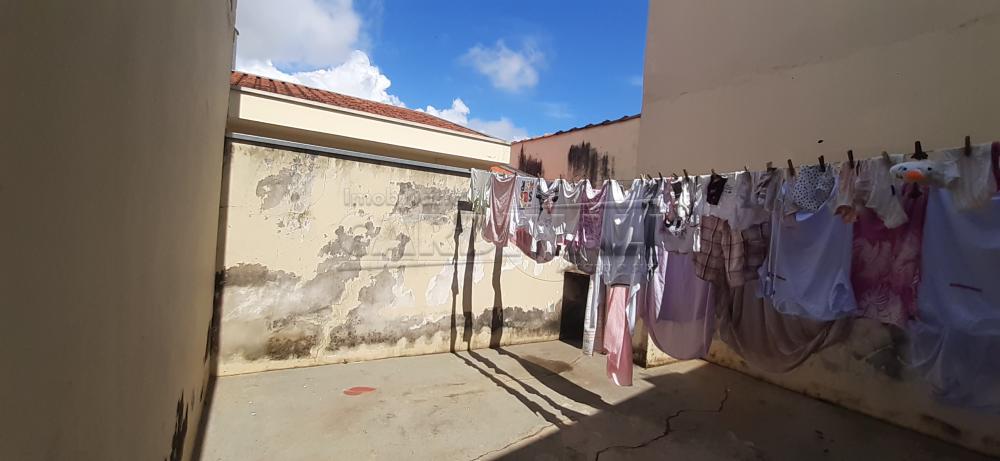 Alugar Casa / Padr&atilde;o em S&atilde;o Carlos R$ 889,00 - Foto 24