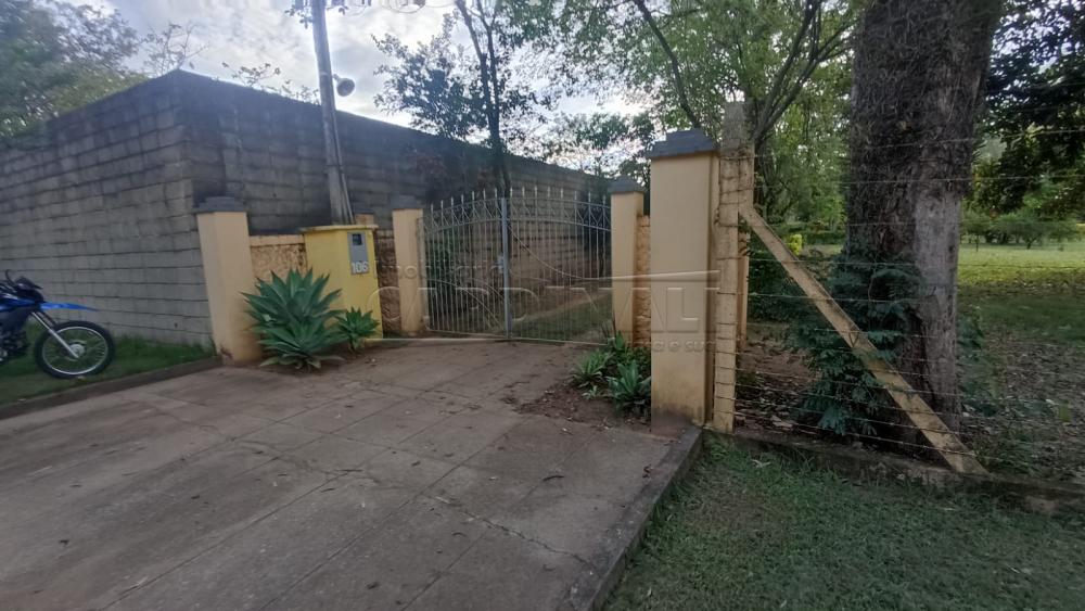 Rural / Ch&aacute;cara com Condom&iacute;nio em S&atilde;o Carlos Alugar por R$2.445,00