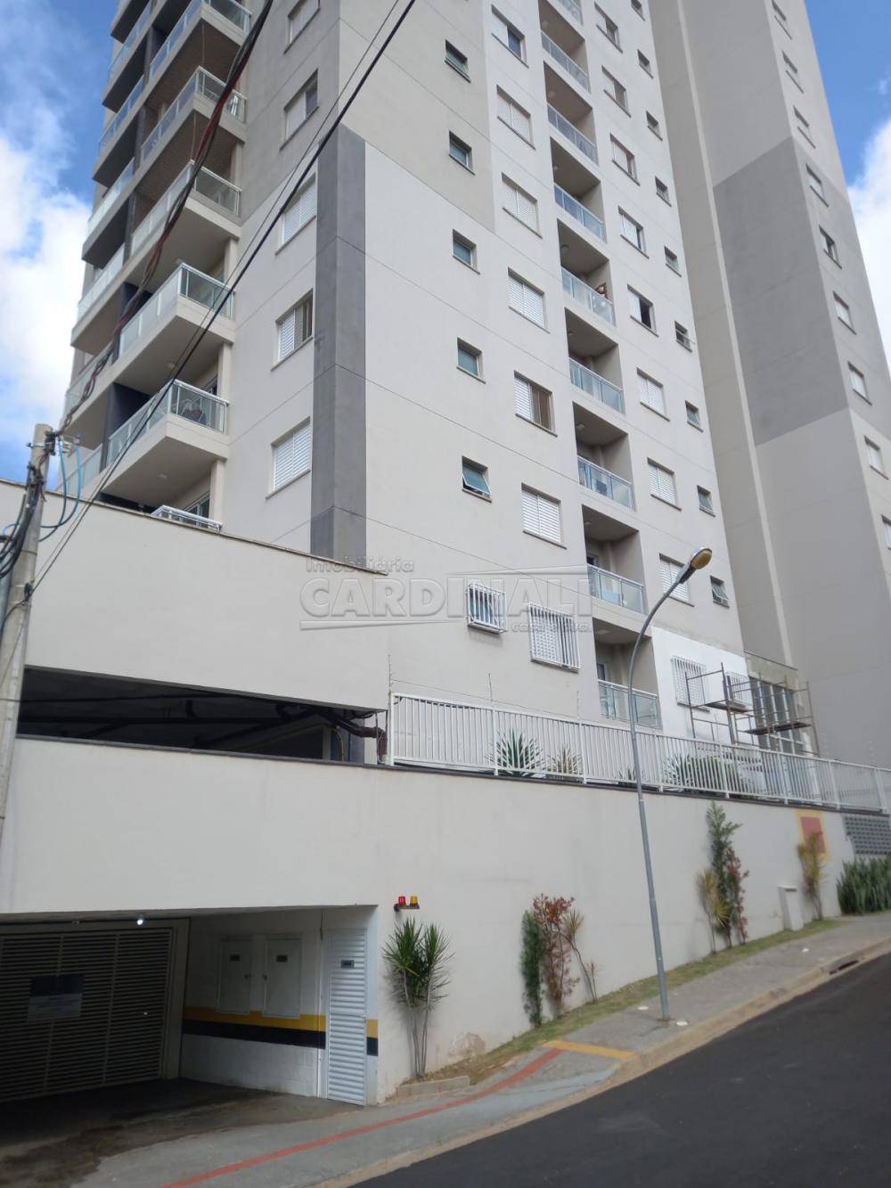 Apartamento / Padr&atilde;o em S&atilde;o Carlos Alugar por R$2.056,00