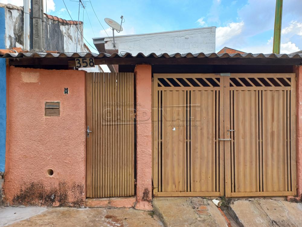 Casa / Padr&atilde;o em S&atilde;o Carlos Alugar por R$730,00