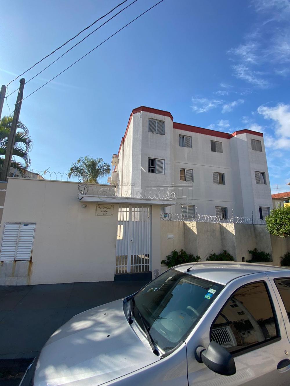 Alugar Apartamento / Padr&atilde;o em S&atilde;o Carlos R$ 1.000,00 - Foto 2