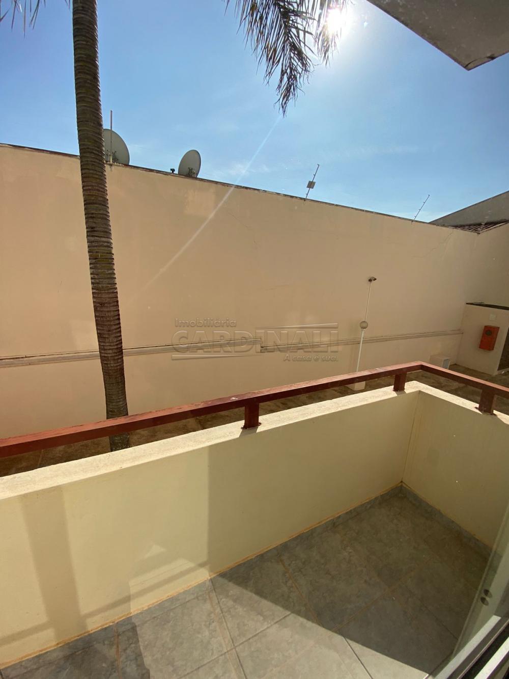 Alugar Apartamento / Padr&atilde;o em S&atilde;o Carlos R$ 1.000,00 - Foto 5