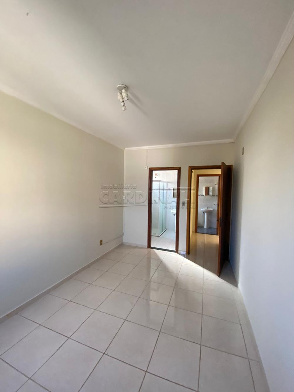 Alugar Apartamento / Padr&atilde;o em S&atilde;o Carlos R$ 1.000,00 - Foto 9