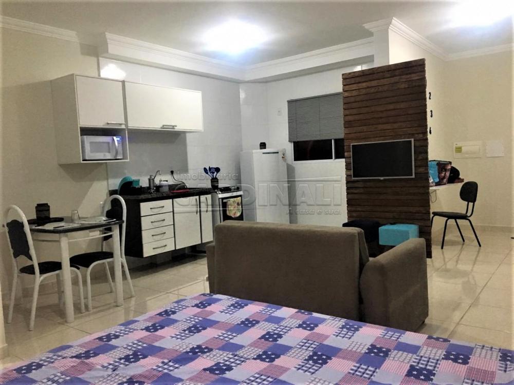 Comprar Apartamento / Padr&atilde;o em S&atilde;o Carlos R$ 185.000,00 - Foto 1