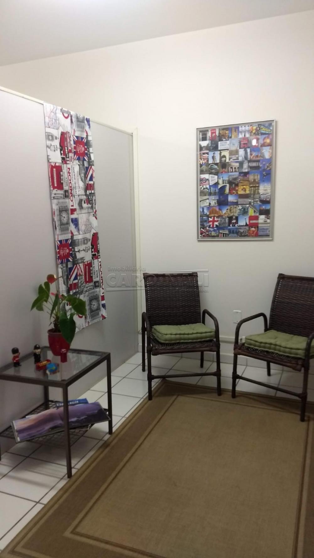 Comercial / Sala / Sal&atilde;o com Condom&iacute;nio em S&atilde;o Carlos 