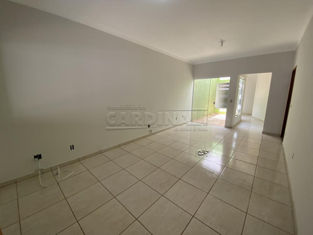 Alugar Casa / Padr&atilde;o em S&atilde;o Carlos R$ 2.223,00 - Foto 3