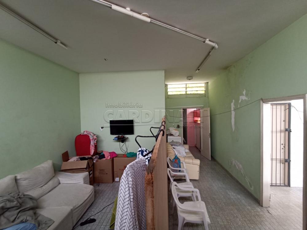 Casa / Padr&atilde;o em S&atilde;o Carlos Alugar por R$4.445,00