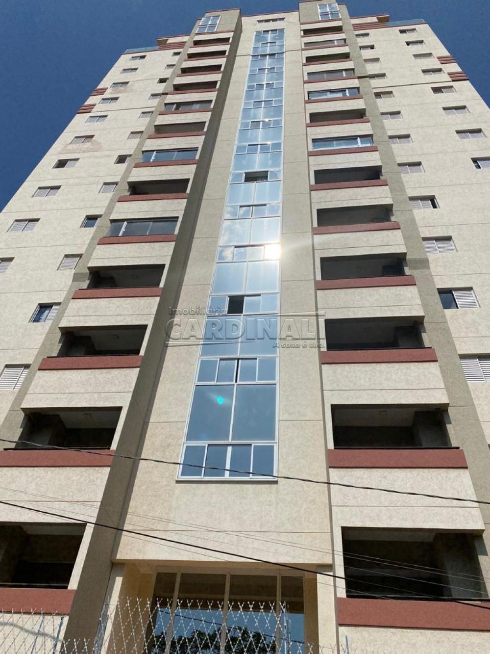 Apartamento / Padr&atilde;o em S&atilde;o Carlos Alugar por R$2.490,00