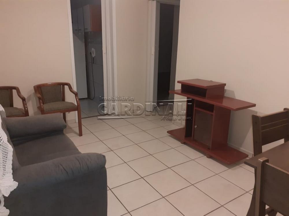 Alugar Apartamento / Padr&atilde;o em S&atilde;o Carlos R$ 1.334,00 - Foto 2