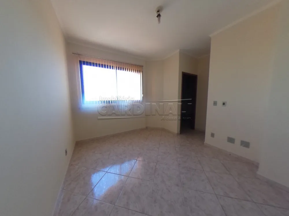 Apartamento / Padr&atilde;o em S&atilde;o Carlos 