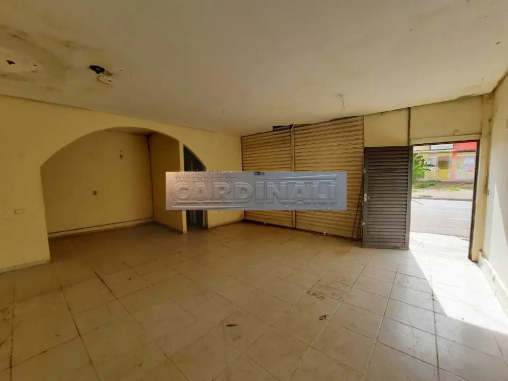 Alugar Comercial / Sal&atilde;o em S&atilde;o Carlos R$ 3.112,00 - Foto 2