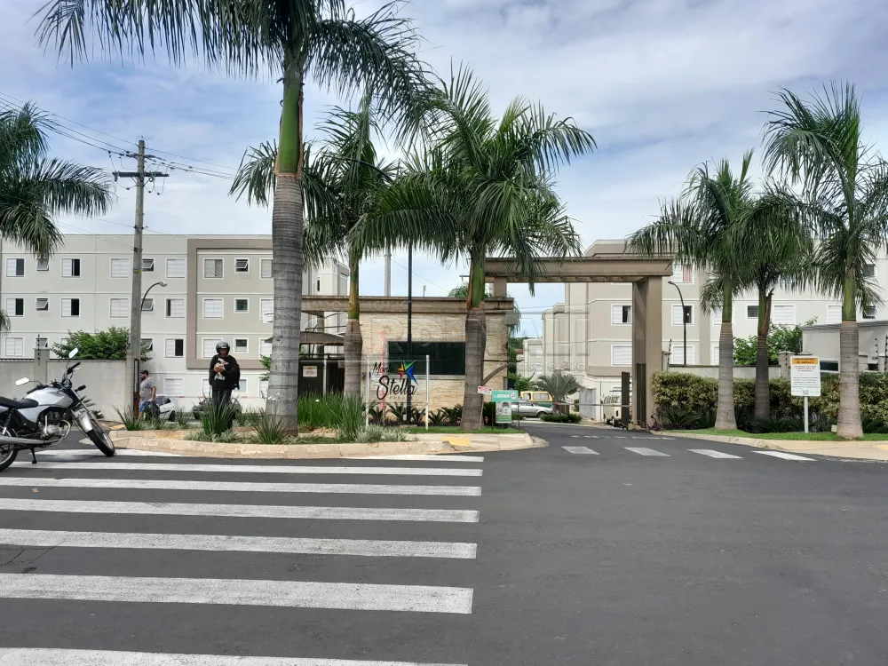 Alugar Apartamento / Padr&atilde;o em S&atilde;o Carlos R$ 778,00 - Foto 1